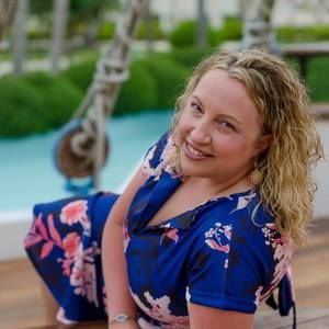 Meet your Posher, Lisa